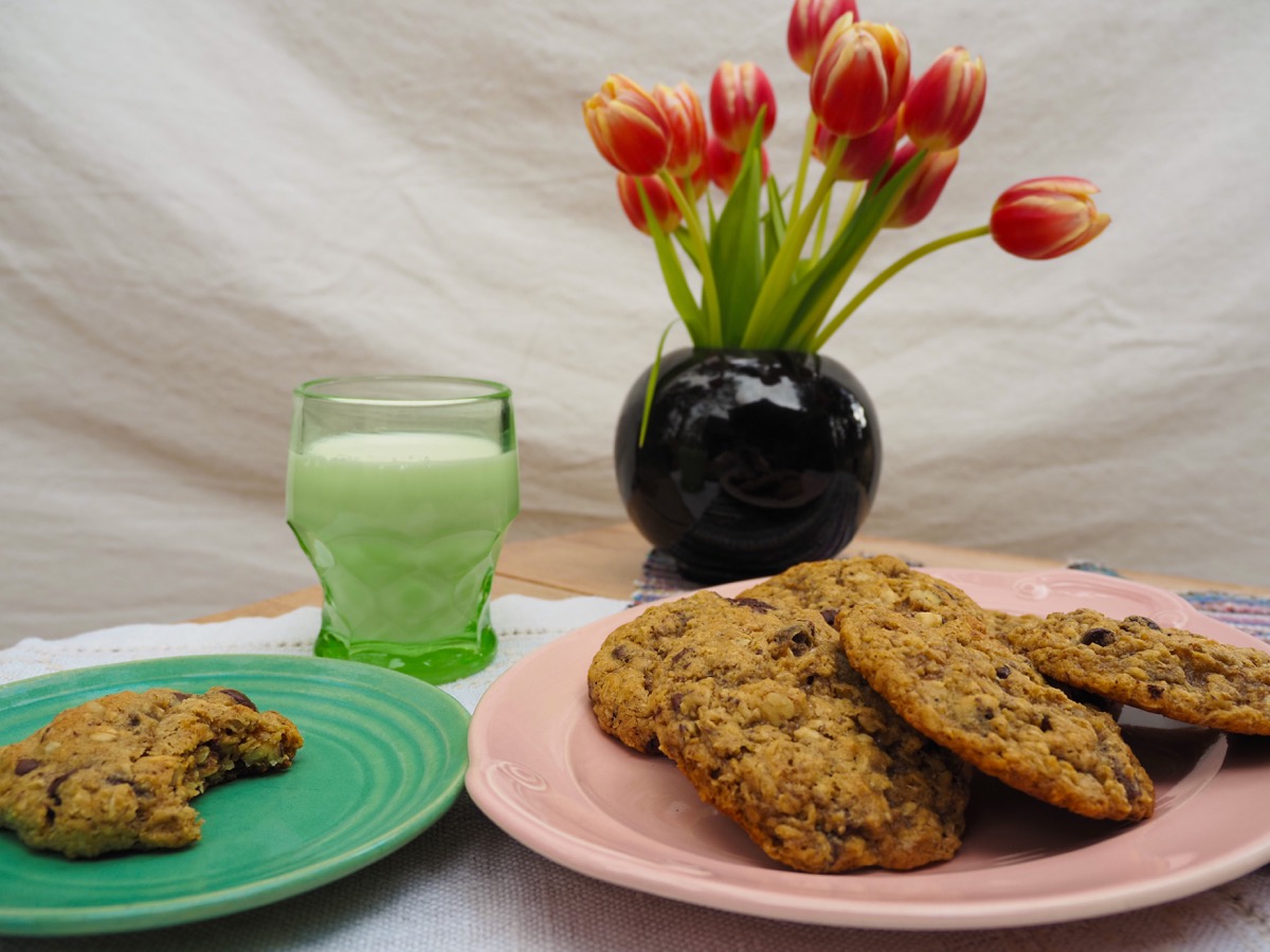 Mam's Oatmeal, Walnut & Chocolate Chip cookies